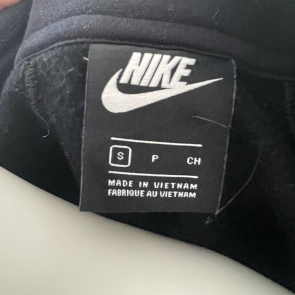 Nike Funnel Neck 1/2 zip Sweater - Picture 9 of 9